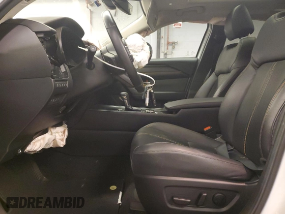 2023 Mazda CX-50 2.5 Turbo Premium Plus Package with VIN 7MMVABEY3PN117386, listed as a Copart auction lot 87626305 with 15,389 mi miles and Salvage Title. Bid and sale history available at carsss.com. Image 7.