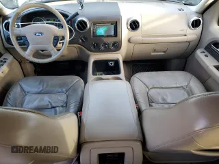 2005 Ford Expedition Special Service with VIN 1FMPU16575LA53081, listed as a Copart auction lot 41520455 with 185,289 mi miles and Salvage Title. Bid and sale history available at carsss.com. Image 8.