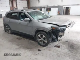 2019 Jeep Cherokee Limited with VIN 1C4PJMDXXKD111984, listed as a IAAI auction lot 41781200 with 83,343 mi miles. Bid and sale history available at carsss.com. Image 1.