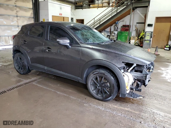 2020 Mazda CX-3 Sport with VIN JM1DKFB78L1469148, listed as a Copart auction lot 69499572 with 32,283 mi miles. Bid and sale history available at carsss.com. Image 4.