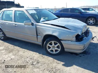 1999 Volvo S70 with VIN YV1LS55A3X1579831, listed as a IAAI auction lot 41771981 with 98,079 mi miles and . Bid and sale history available at DreamBid. Image 1.
