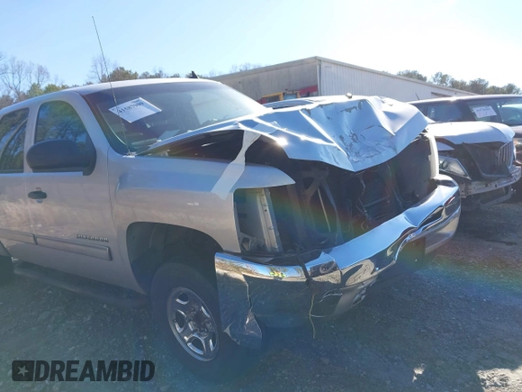 2013 Chevrolet Silverado 1500 LT with VIN 3GCPCSE08DG275451, listed as a IAAI auction lot 41587909 with 130,397 mi miles and . Bid and sale history available at DreamBid. Image 6.
