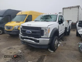 2017 Ford Super Duty F-450 DRW XLT with VIN 1FD9X4HY3HEB23158, listed as a Copart auction lot 84887334 with 0 mi miles and Salvage Title. Bid and sale history available at carsss.com. Image 1.