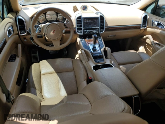 2013 Porsche Cayenne S Hybrid с VIN WP1AE2A2XDLA15786, выставлен на аукционе Copart как лот 56371085 с пробегом 96 322 миль миль и Чистый • Clean title. История ставок и продаж доступна на DreamBid. Изображение 8.