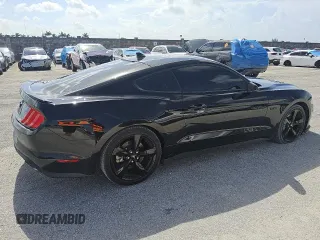 2021 Ford Mustang GT with VIN 1FA6P8CF8M5147413, listed as a Copart auction lot 62495695 with 16,014 mi miles and Clean title. Bid and sale history available at DreamBid. Image 3.