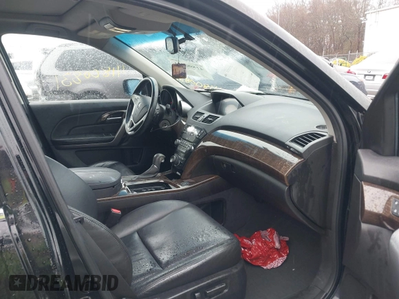 2012 Acura MDX Tech Pkg with VIN 2HNYD2H38CH532303, listed as a IAAI auction lot 41800831 with 174,086 mi miles. Bid and sale history available at carsss.com. Image 5.