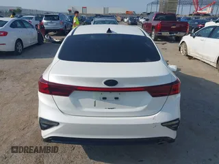 2021 Kia Forte LXS с VIN 3KPF24AD9ME304082, выставлен на аукционе IAAI как лот 42400258 с пробегом 64 053 миль миль и . История ставок и продаж доступна на DreamBid. Изображение 16.