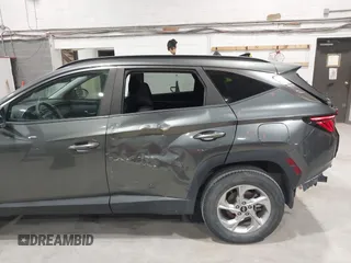 2022 Hyundai Tucson SEL с VIN 5NMJBCAE3NH125964, выставлен на аукционе IAAI как лот 41789897 с пробегом 13 342 миль миль и . История ставок и продаж доступна на DreamBid. Изображение 6.