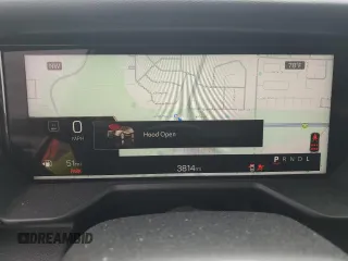 2025 GMC Acadia FWD Elevation z VIN 1GKENKRS7SJ164712, wystawiony jako Copart lot #56636735 z przebiegiem 3 814 mil mil oraz Szkoda całkowita • Salvage title. Historia ofert i sprzedaży dostępna na DreamBid. Obrazek 9.