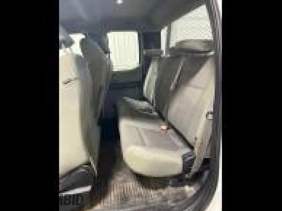 2018 Ford F-250 XL with VIN 1FT7X2B6XJEB43341, listed as a IAAI auction lot 42559799 with 191,877 mi miles and . Bid and sale history available at DreamBid. Image 13.