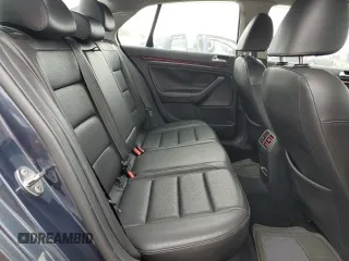 2010 Volkswagen Jetta SE with VIN 3VWRZ7AJ2AM038256, listed as a Copart auction lot 47631015 with 205,579 mi miles and Salvage title. Bid and sale history available at DreamBid. Image 10.