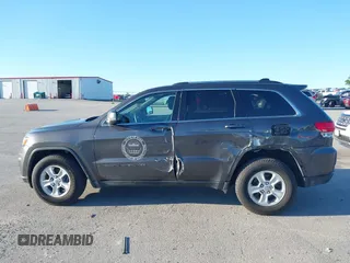 2017 Jeep Grand Cherokee Altitude z VIN 1C4RJFAG7HC890347, wystawiony jako IAAI lot #42315887 z przebiegiem 98 064 mil mil oraz . Historia ofert i sprzedaży dostępna na DreamBid. Obrazek 15.