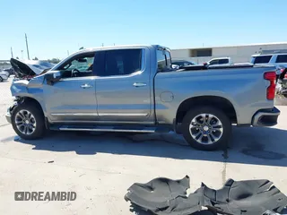 2024 Chevrolet Silverado 1500 with VIN 2GCUDJED1R1196328, listed as a IAAI auction lot 41723487 with 41,073 mi miles and . Bid and sale history available at DreamBid. Image 15.