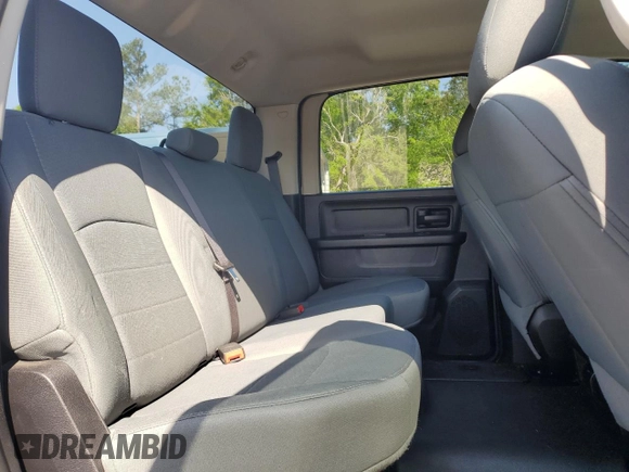 2016 Ram 1500 Tradesman z VIN 1C6RR7KG2GS126544, wystawiony jako Copart lot #51984015 z przebiegiem 146 121 mil mil oraz Szkoda całkowita • Salvage title. Historia ofert i sprzedaży dostępna na DreamBid. Obrazek 10.