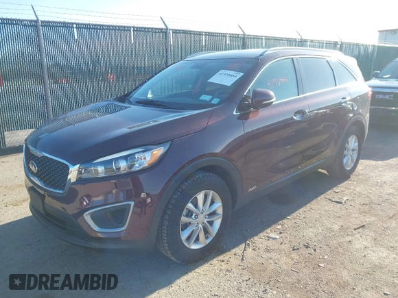 2016 Kia Sorento LX with VIN 5XYPGDA34GG128787, listed as a IAAI auction lot 41920884 with 70,417 mi miles. Bid and sale history available at carsss.com. Image 2.