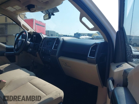 2015 Ford F-150 XL z VIN 1FTEW1CP9FFC84995, wystawiony jako IAAI lot #42535391 z przebiegiem 195 243 mil mil oraz . Historia ofert i sprzedaży dostępna na DreamBid. Obrazek 5.