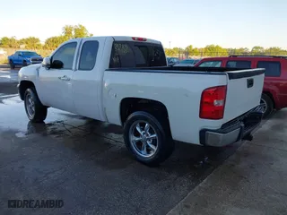 2007 Chevrolet Silverado 1500 LT w/1LT with VIN 1GCEK19J57Z507841, listed as a IAAI auction lot 41767893 with 334,294 mi miles. Bid and sale history available at carsss.com. Image 3.