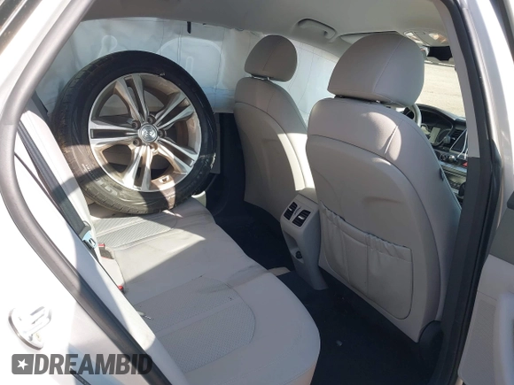 2019 Hyundai Sonata SEL with VIN 5NPE34AF3KH737724, listed as a IAAI auction lot 42108112 with 31,318 mi miles and . Bid and sale history available at DreamBid. Image 8.