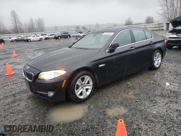 2013 BMW 5 Series 528i xDrive с VIN WBAXH5C59DDW14522, выставлен на аукционе Copart как лот 85875244 с пробегом 106 400 миль миль и Чистый • Clean title. История ставок и продаж доступна на DreamBid. Изображение 1.