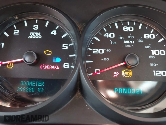 2008 Chevrolet Silverado 1500 Work Truck with VIN 1GCEC14X48Z102032, listed as a IAAI auction lot 41943346 with 398,280 mi miles. Bid and sale history available at carsss.com. Image 7.