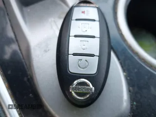 2016 Nissan Pathfinder S z VIN 5N1AR2MN2GC636547, wystawiony jako IAAI lot #41304624 z przebiegiem 152 654 mil mil oraz . Historia ofert i sprzedaży dostępna na DreamBid. Obrazek 11.