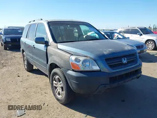 2005 Honda Pilot EX-L with RES with VIN 2HKYF18655H529387, listed as a IAAI auction lot 41679119 with 303,000 mi miles. Bid and sale history available at carsss.com. Image 1.
