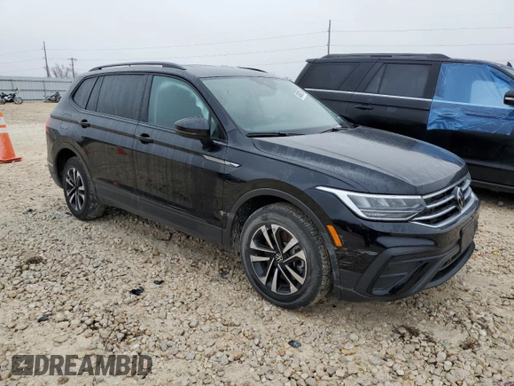 2023 Volkswagen Tiguan S z VIN 3VVRB7AX2PM038005, wystawiony jako Copart lot #43600715 z przebiegiem 23 498 mil mil oraz Szkoda całkowita • Salvage title. Historia ofert i sprzedaży dostępna na DreamBid. Obrazek 4.