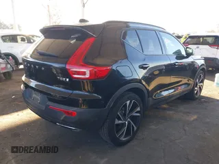 2020 Volvo XC40 R-Design с VIN YV4162UM6L2224973, выставлен на аукционе IAAI как лот 41646446 с пробегом 61 156 миль миль и . История ставок и продаж доступна на DreamBid. Изображение 4.
