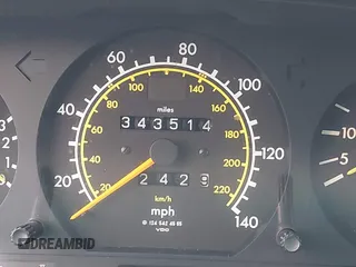 1987 Mercedes-Benz 300 with VIN WDBEB93D4HF025493, listed as a IAAI auction lot 41849239 with 343,514 mi miles and . Bid and sale history available at DreamBid. Image 7.