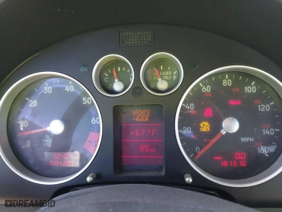 2001 Audi TT with VIN TRUUT28N311012133, listed as a IAAI auction lot 40853772 with 181,316 mi miles. Bid and sale history available at carsss.com. Image 7.