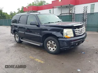 2005 Cadillac Escalade z VIN 1GYEK63N95R124940, wystawiony jako IAAI lot #42255300 z przebiegiem 160 355 mil mil oraz . Historia ofert i sprzedaży dostępna na DreamBid. Obrazek 1.