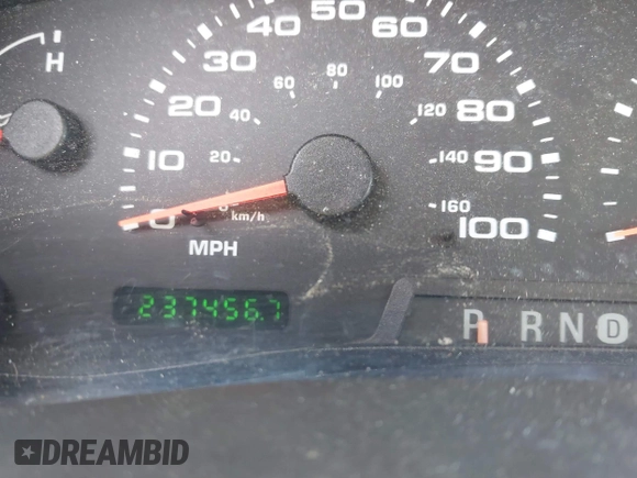 2004 Ford F-250 XL with VIN 1FTNW20L74EA70355, listed as a IAAI auction lot 41303705 with 237,456 mi miles and . Bid and sale history available at DreamBid. Image 7.