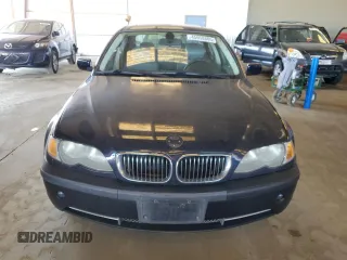 2002 BMW 3 Series 330i with VIN WBAEV53432KM15028, listed as a Copart auction lot 45958805 with 200,546 mi miles and Salvage Title. Bid and sale history available at carsss.com. Image 5.