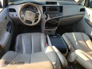 2011 Toyota Sienna LE AAS with VIN 5TDKK3DC5BS116741, listed as a Copart auction lot 43147955 with 212,663 mi miles and Salvage Title. Bid and sale history available at carsss.com. Image 8.