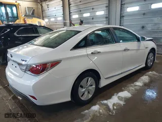 2014 Hyundai Sonata Hybrid with VIN KMHEC4A42EA117405, listed as a IAAI auction lot 41157185 with 74,225 mi miles. Bid and sale history available at carsss.com. Image 4.
