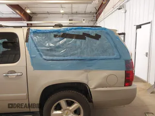 2009 Chevrolet Suburban LTZ с VIN 1GNFC36099R156290, выставлен на аукционе IAAI как лот 42508426 с пробегом 197 821 миль миль и . История ставок и продаж доступна на DreamBid. Изображение 6.