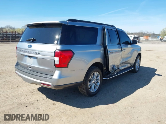 2022 Ford Expedition Max XLT with VIN 1FMJK1JT5NEA54767, listed as a IAAI auction lot 41854627 with 62,057 mi miles and . Bid and sale history available at DreamBid. Image 4.
