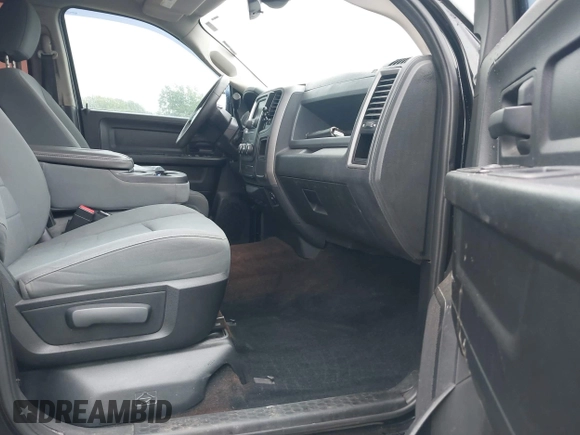 2013 Ram 1500 Express z VIN 1C6RR6KT2DS617294, wystawiony jako IAAI lot #42031712 z przebiegiem 188 723 mil mil oraz . Historia ofert i sprzedaży dostępna na DreamBid. Obrazek 5.