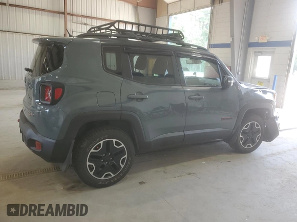 2016 Jeep Renegade Trailhawk with VIN ZACCJBCT2GPC56026, listed as a Copart auction lot 62223445 with 113,915 mi miles and Salvage title. Bid and sale history available at DreamBid. Image 3.