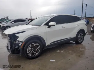 2024 Kia Sportage LX with VIN KNDPU3DF7R7267319, listed as a Copart auction lot 50241035 with 5,179 mi miles and Salvage Title. Bid and sale history available at carsss.com. Image 1.