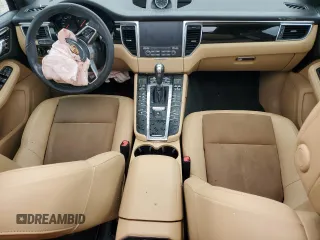 2017 Porsche Macan z VIN WP1AA2A52HLB00908, wystawiony jako Copart lot #55108025 z przebiegiem Nie podano mil oraz Szkoda całkowita • Salvage title. Historia ofert i sprzedaży dostępna na DreamBid. Obrazek 8.