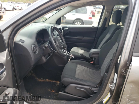 2012 Jeep Compass Latitude with VIN 1C4NJDEB0CD621109, listed as a Copart auction lot 54737735 with 73,323 mi miles and Salvage Title. Bid and sale history available at DreamBid. Image 7.