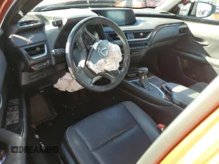 2021 Lexus UX 200 с VIN JTHX3JBH1M2036853, выставлен на аукционе Copart как лот 42834015 с пробегом Не указан миль и Списание • Salvage title. История ставок и продаж доступна на DreamBid. Изображение 8.