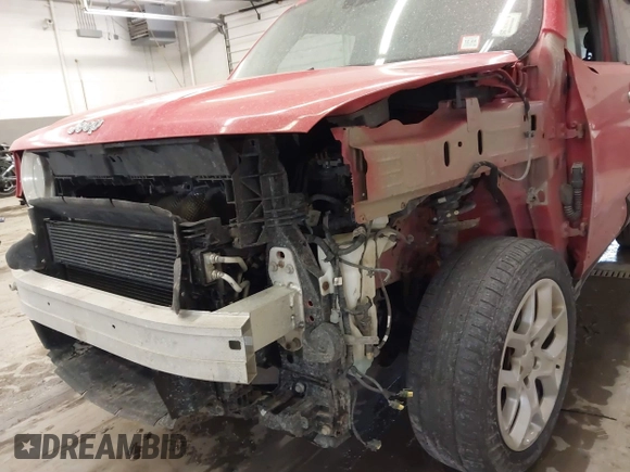 2015 Jeep Renegade Latitude with VIN ZACCJBBT0FPB56950, listed as a IAAI auction lot 41736948 with 98,793 mi miles and . Bid and sale history available at carsss.com. Image 6.