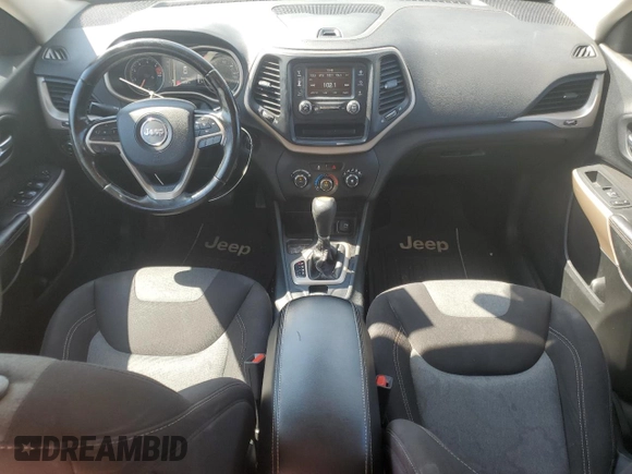 2018 Jeep Cherokee Latitude with VIN 1C4PJLCBXJD595248, listed as a Copart auction lot 54153555 with 152,258 mi miles and Salvage title. Bid and sale history available at DreamBid. Image 8.