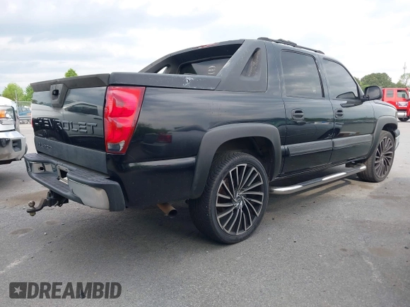 2005 Chevrolet Avalanche LS with VIN 3GNEC12Z55G210554, listed as a IAAI auction lot 41980836 with 269,125 mi miles and . Bid and sale history available at DreamBid. Image 4.