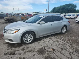 2017 Nissan Altima S z VIN 1N4AL3AP3HN342622, wystawiony jako Copart lot #59469665 z przebiegiem 152 090 mil mil oraz Szkoda całkowita • Salvage title. Historia ofert i sprzedaży dostępna na DreamBid. Obrazek 1.