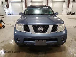 2005 Nissan Pathfinder LE z VIN 5N1AR18W75C778547, wystawiony jako Copart lot #58310965 z przebiegiem 204 301 mil mil oraz Tytuł czysty. Historia ofert i sprzedaży dostępna na DreamBid. Obrazek 5.