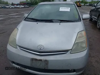 2006 Toyota Prius z VIN JTDKB20U167519401, wystawiony jako IAAI lot #42149930 z przebiegiem Nie podano mil oraz . Historia ofert i sprzedaży dostępna na DreamBid. Obrazek 6.