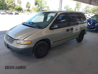 1999 Plymouth Voyager z VIN 2P4FP25B8XR470543, wystawiony jako IAAI lot #42043722 z przebiegiem 175 834 mil mil oraz . Historia ofert i sprzedaży dostępna na DreamBid. Obrazek 17.